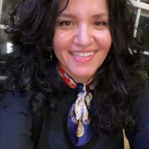 Meet your Posher, Veronica